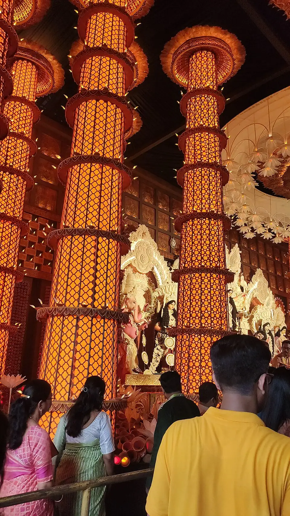 Mudiali Club Durga Puja pandal in Mudiali, Kolkata